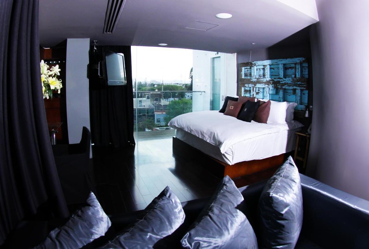 גואדלחארה Demetria Hotel מראה חיצוני תמונה